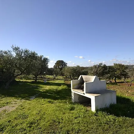 Sleeps 2 Pool Air Con Wifi